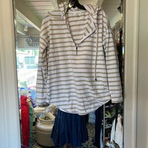 Cable & Gauge Tan and White Striped Top